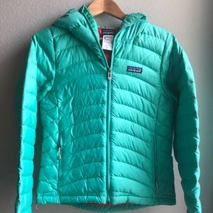 Woman’s Patagonia Puffer Jacket